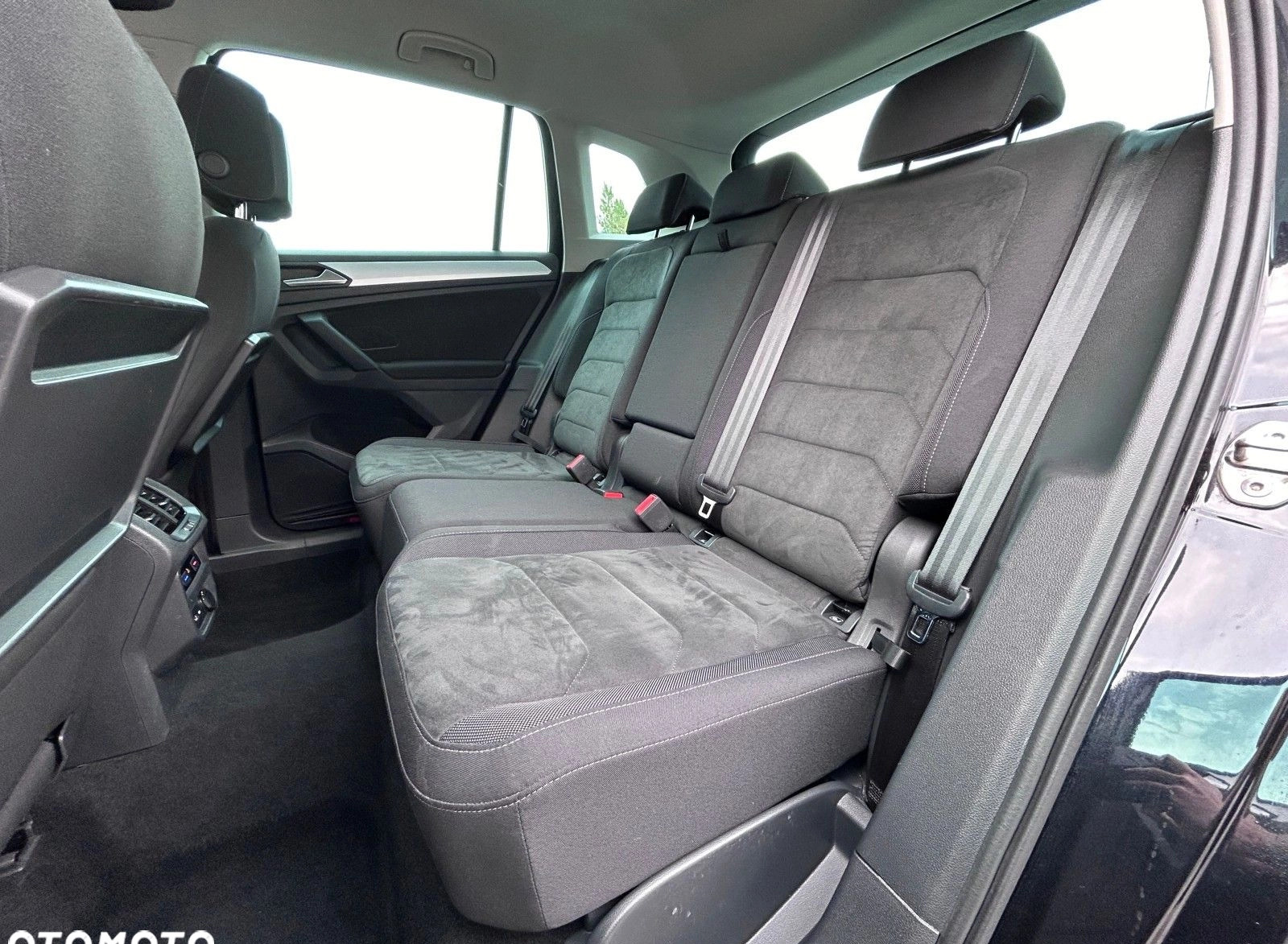Volkswagen Tiguan cena 112900 przebieg: 71058, rok produkcji 2020 z Krzeszowice małe 781